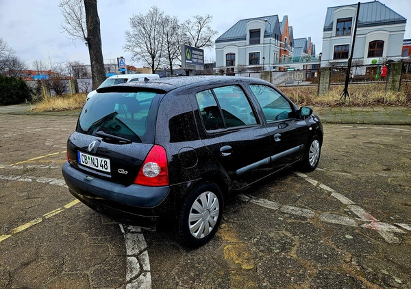 Renault Clio cena 4999 przebieg: 154000, rok produkcji 2004 z Góra małe 254